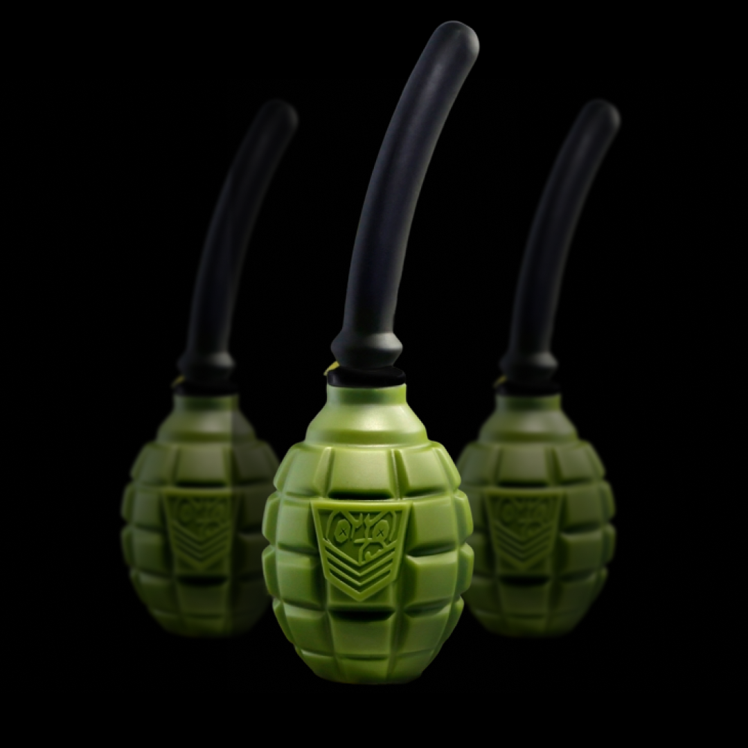 Grenade Douche color: Green